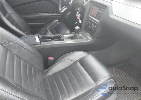 2011 Ford Mustang V6 Premium z USA, uszkodzony, nr VIN 1ZVBP8EM8B5113986